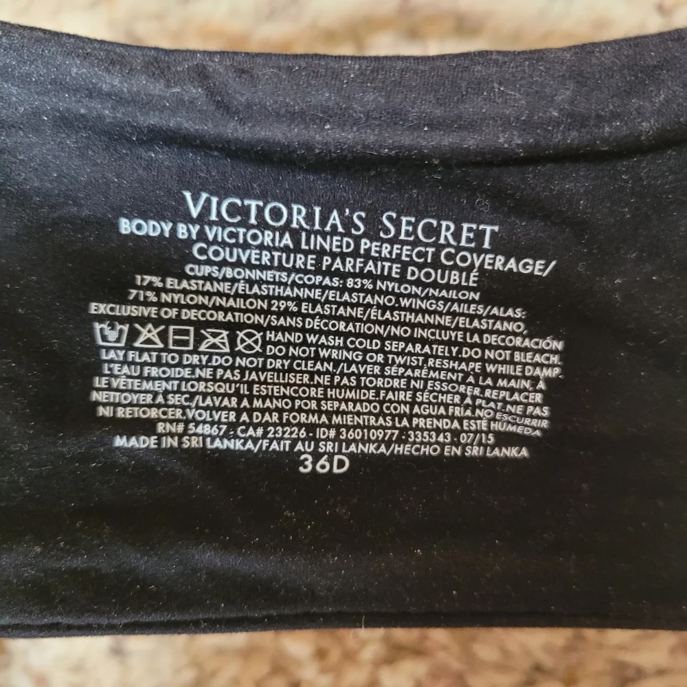 Black lace VS bra - Picture 4 of 4